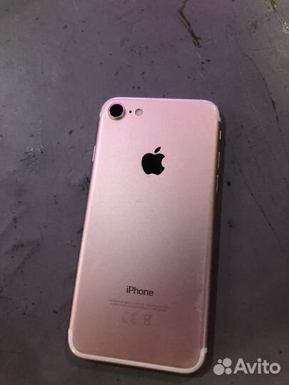 iPhone 7, 32 ГБ