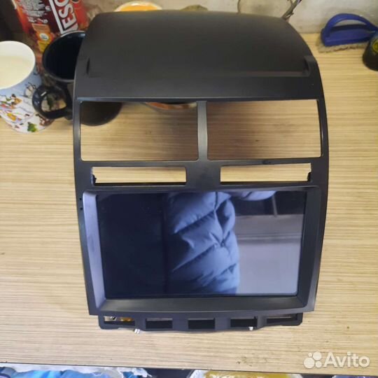 Рамка переходная для магнитолы 9 дюймов на touareg