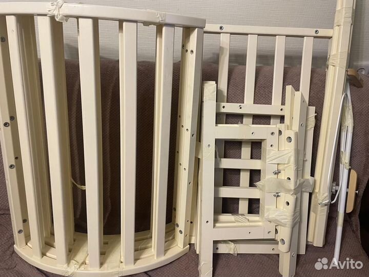 Детская кроватка трансформер с маятником