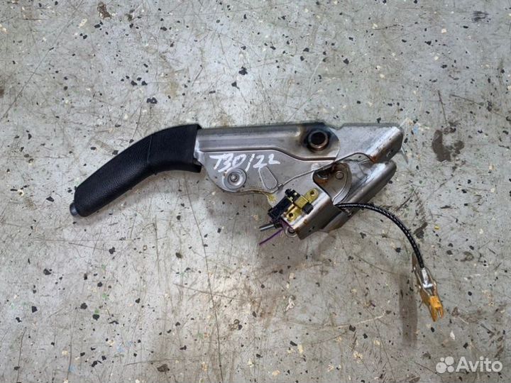 Ручка ручного тормоза Nissan Primera P12 QG18DE