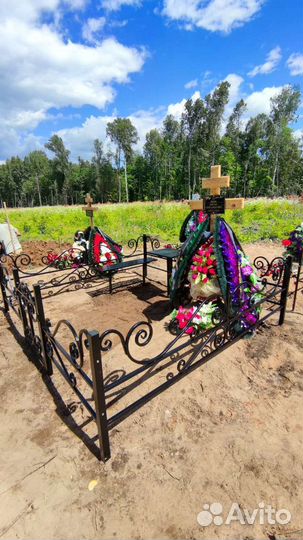 Оградки на кладбище