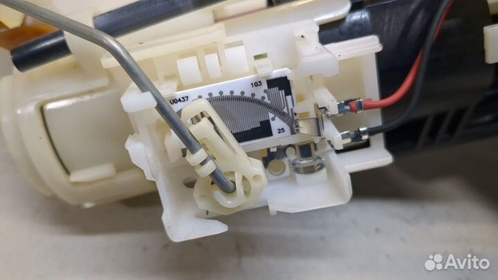 Насос топливный электрический Suzuki Liana