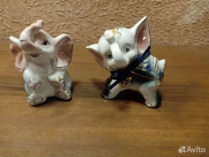 Фарфоровые статуэтки слоники