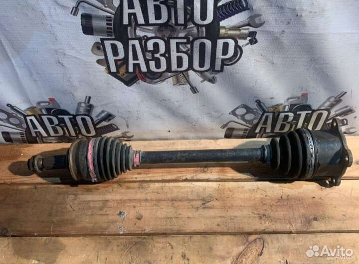 Сузуки Гранд Витара 2.0 привод задний правый