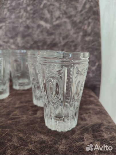 Хрустальные стаканы