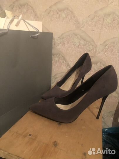 Туфли на каблуке