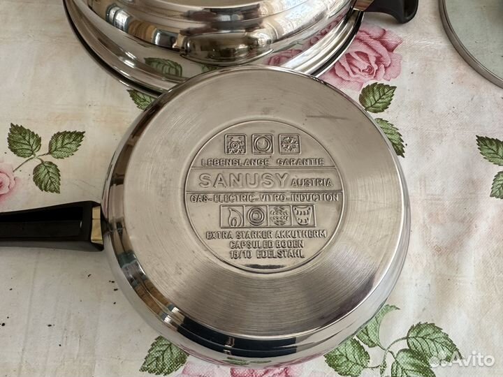 Набор из 4 кастрюли и сковородка Sunusy