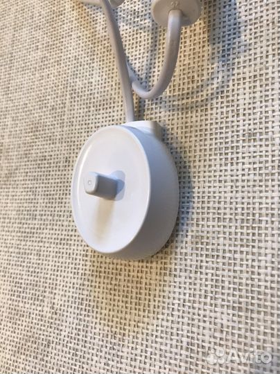 Электрическая зубная щетка Braun Oral B