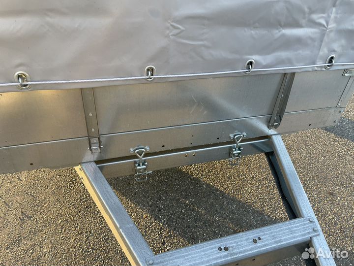 Прицеп легковой