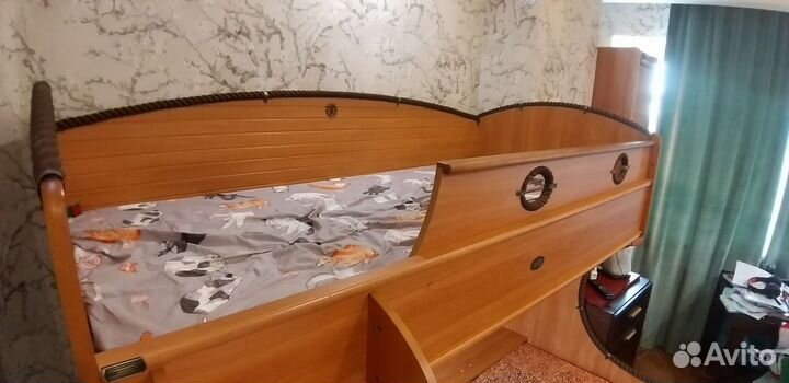 Детская двухъярусная кровать капитан Флинт