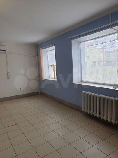 Торговая площадь, 56 м²