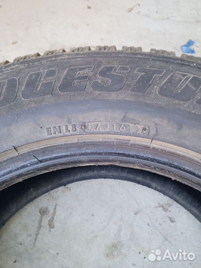 Bridgestone Ice Cruiser 7000 235/65 R17