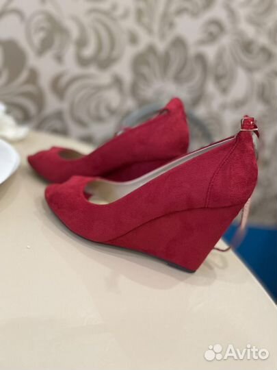 Обувь разная