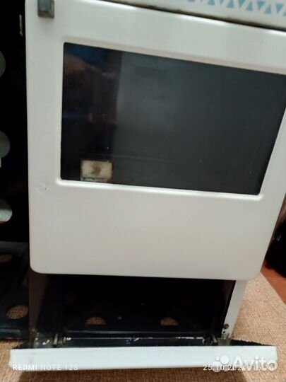 Газовая плита 3 конфорки