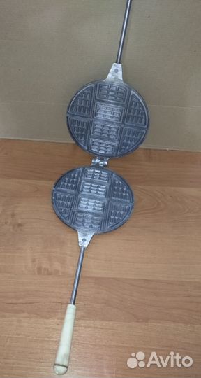 Вафельница из литого алюминия / форма для выпечки