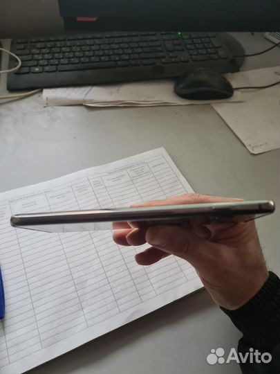 Samsung Galaxy S10+, 8/128 ГБ