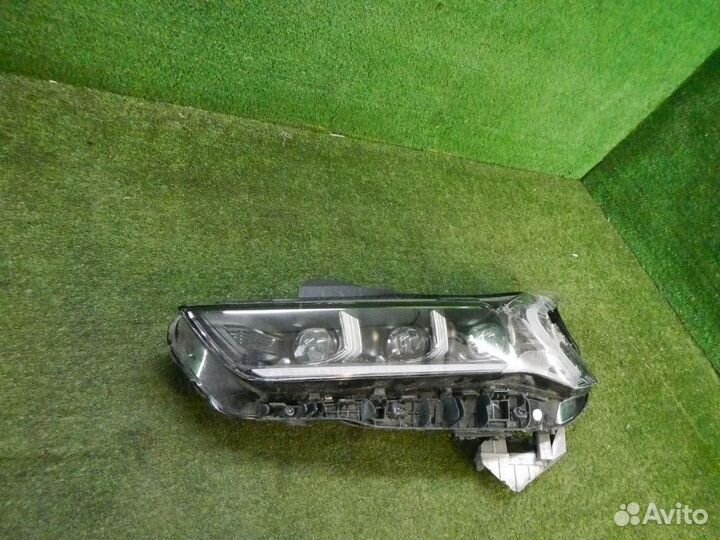 Фара левая Kia K5