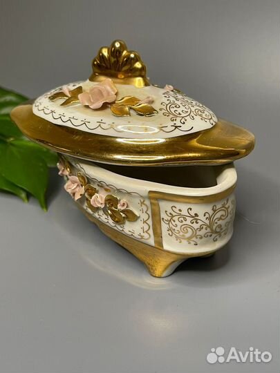 Шкатулка винтажная Европа фарфор позолота