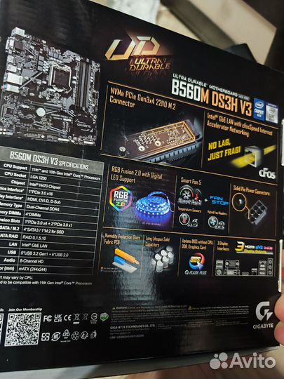 Материнская плата Gigabyte LGA 1200 с процессором