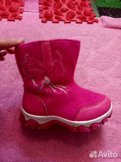 Сапожки для девочки