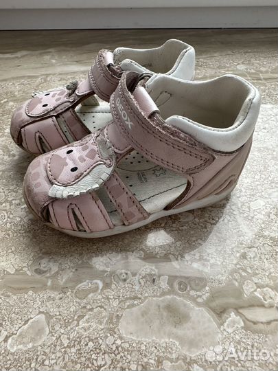 Сандали для девочки
