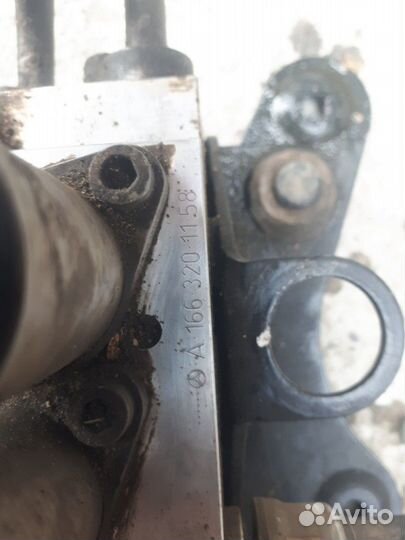 Блок клапанов стабилизатора мерседес GLS 166