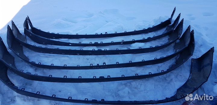 Губа заднего бампера rav4