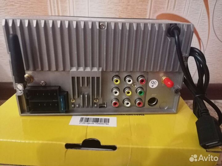 Автомагнитола swat новая