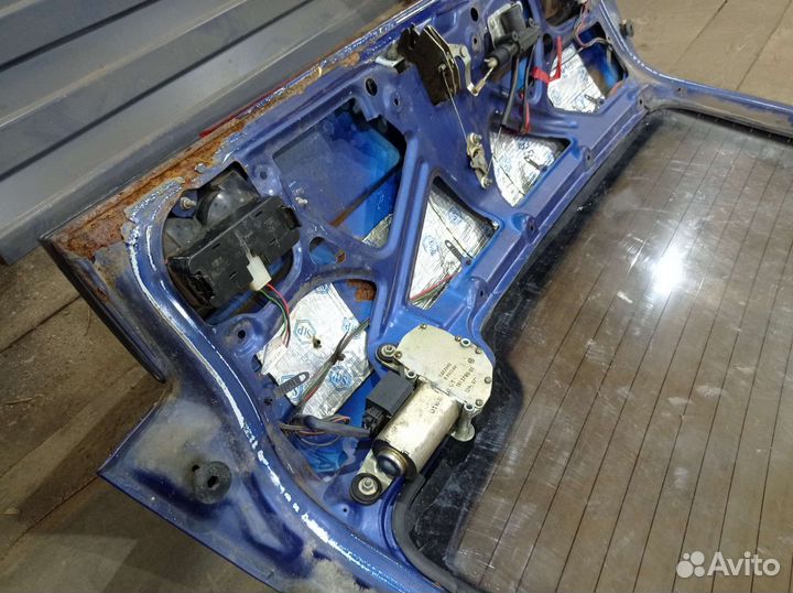 Крышка багажника Ваз 2112