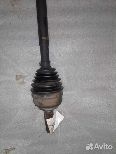 Привод правый Honda civic 4d, 5d R18A