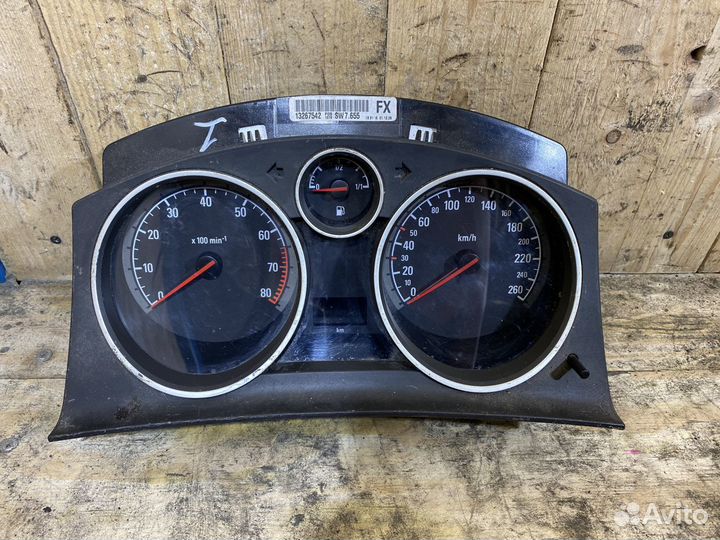 Панель приборов Opel Astra H бензин 772038