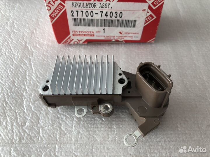 Регулятор напряжения toyota 2770074030
