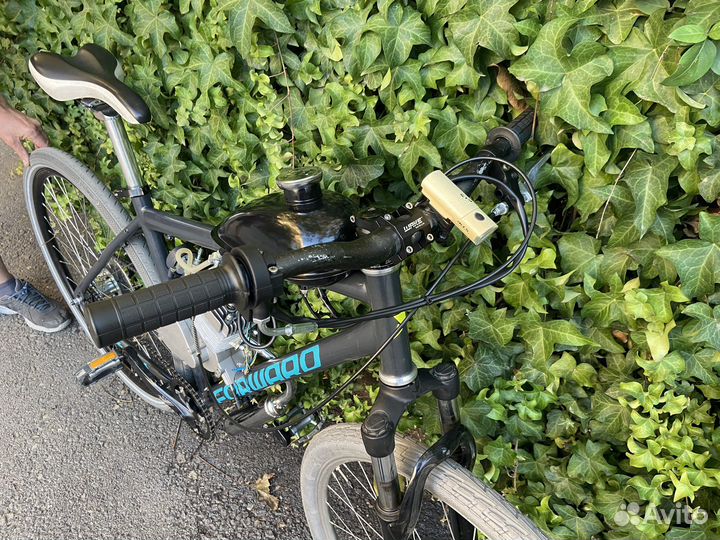 Велосипед с бензиновым мотором