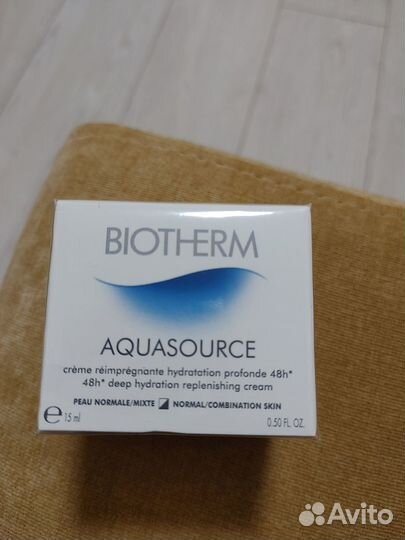 Aquasource Biotherm гель-уход вокруг глаз 15 ml