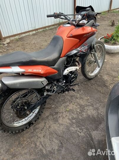 Эндуро Racer 200
