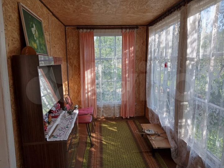 Дача 16 м² на участке 8 сот.