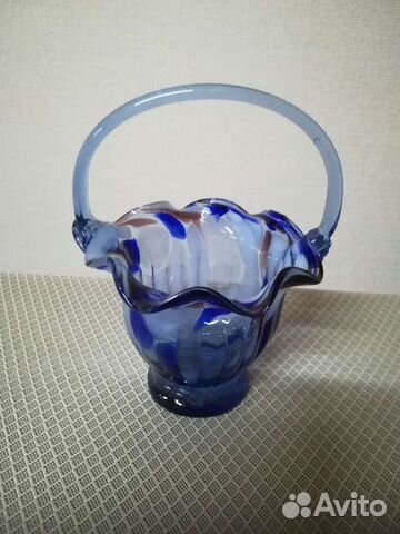 Ваза конфетница с ручкой