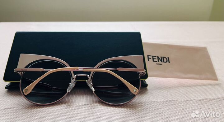 Новые Солнцезащитные очки Fendi