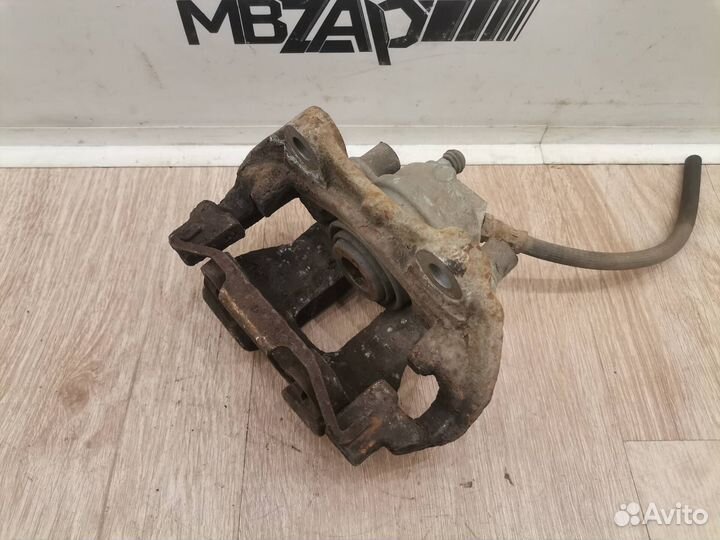 Суппорт задний левый Mercedes W211 E 211