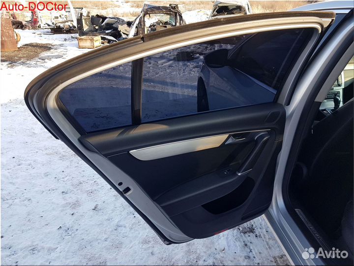 Дверь задняя левая Volkswagen Passat B7 2011
