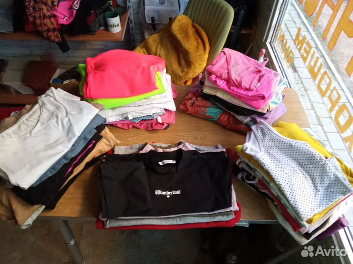 Продам наборы женских вещей