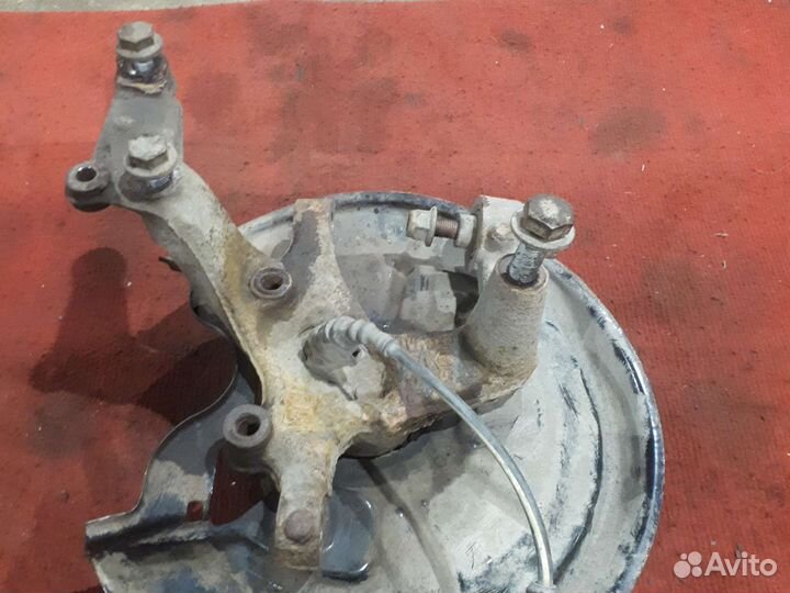 Задний левый поворотный кулак фольксваген гольф 6