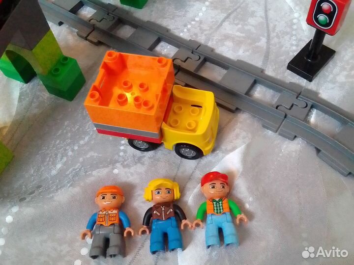 Lego duplo железная дорога 10508