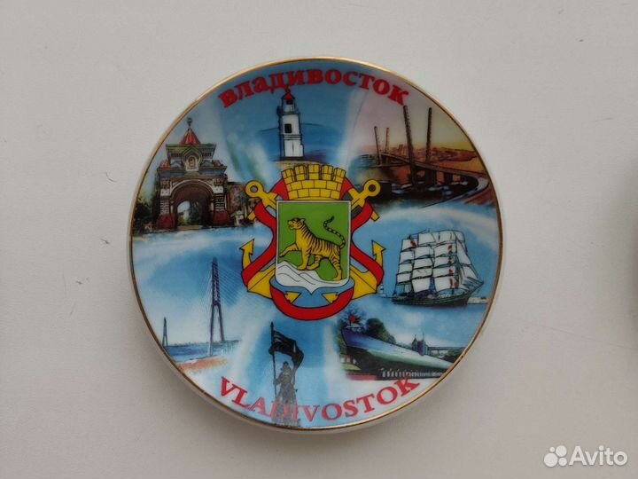 Настенная тарелка сувенирная