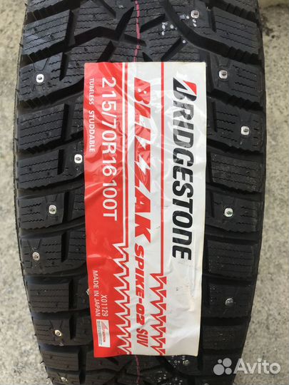 Bridgestone Blizzak Spike-02 SUV 215/70 R16 100T