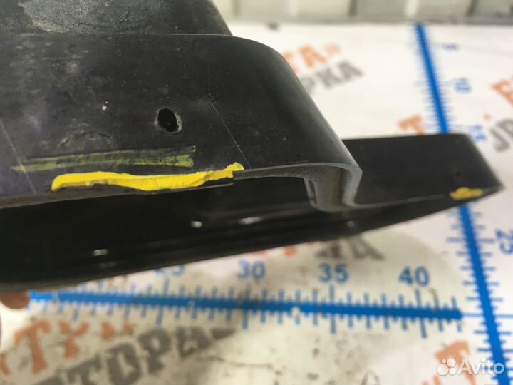 Мерседес Вито Крышка в фару