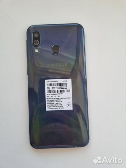 Samsung Galaxy A40, 4/64 ГБ