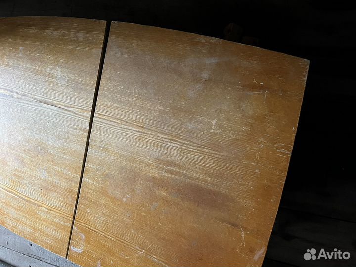 Продам стол