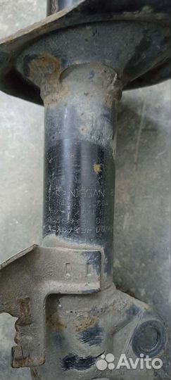 Амортизатор nissan tiida