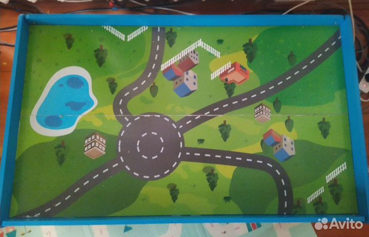 Стол игровой для железной дороги с бортами